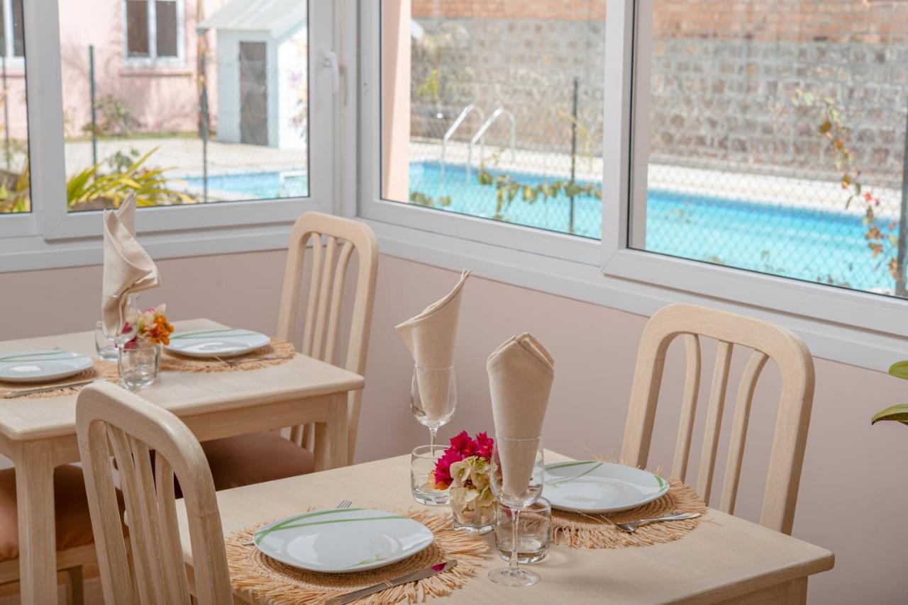 Ferienwohnung Somptua Garden Ivato  Exterior foto